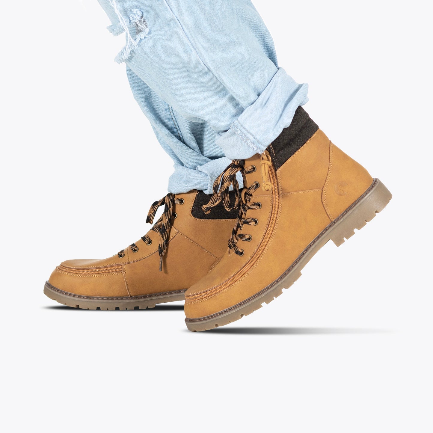 Kids & Toddlers - Tan BILLY Lug II boots with a wraparound zipper, featuring a sturdy sole and classic design for easy wear and versatile style.