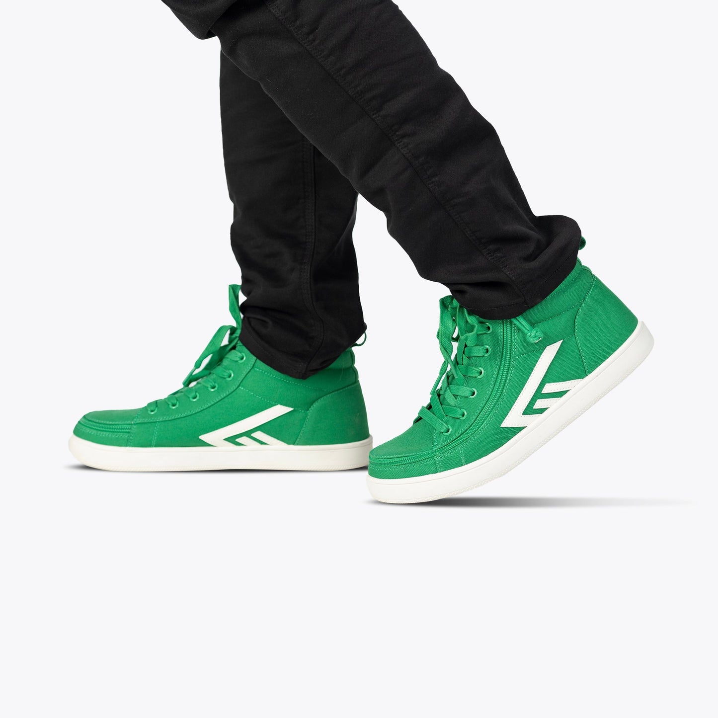 Men's Green/White BILLY CS High Tops with visible wraparound zipper and functional laces, highlighting a core-skate style. Ideal for convenient, accessible wear.